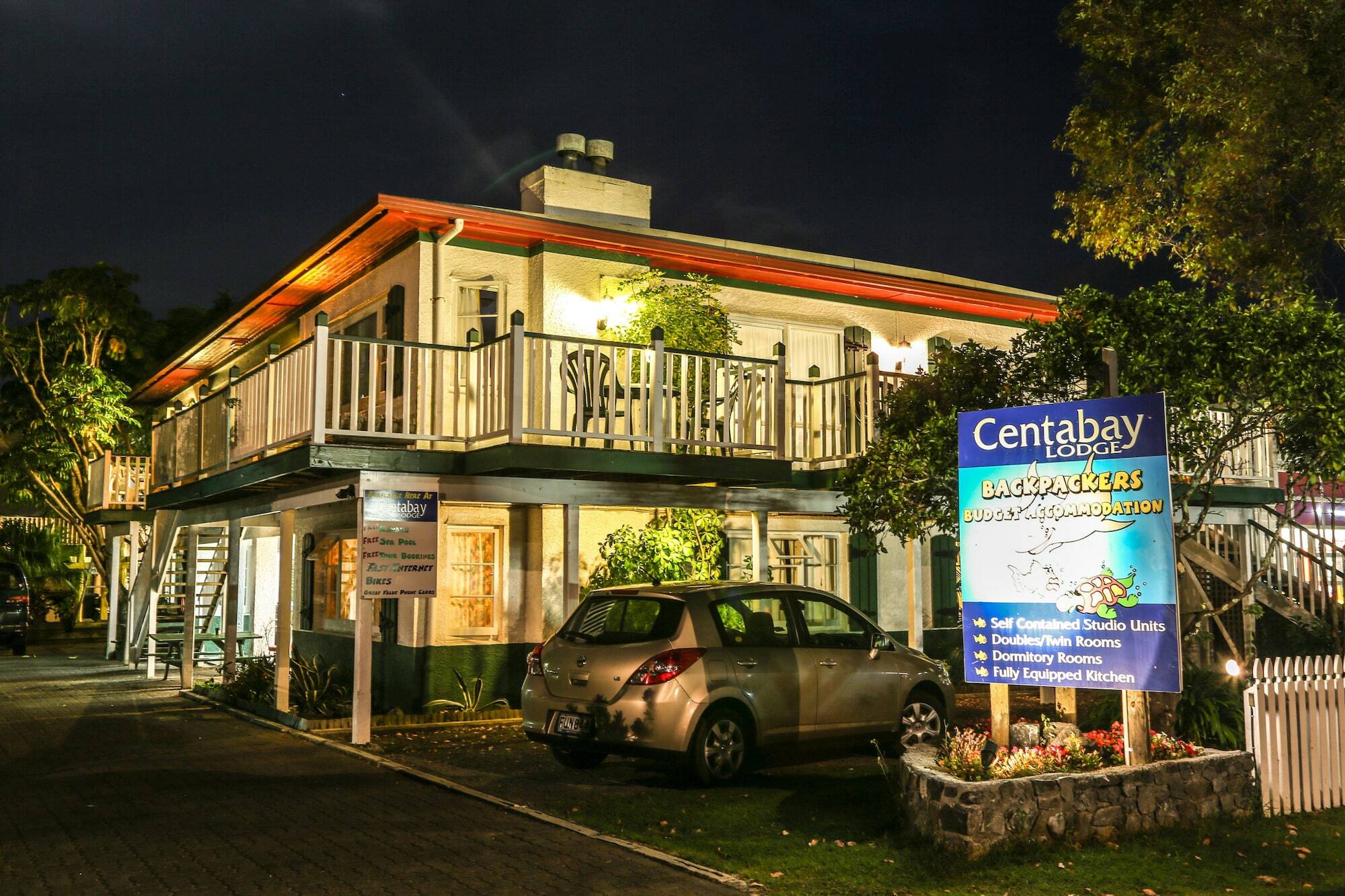 Centabay Lodge And Backpackers Paihia Exteriör bild